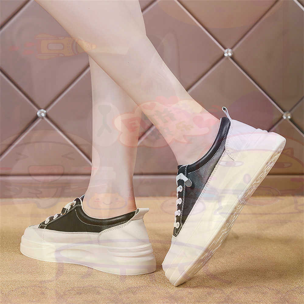 Men'S Fashion Over The Years - Sznurowane mokasyny Chunky Loafers Woman Skateboarding